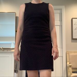 Navy blue Theory shift